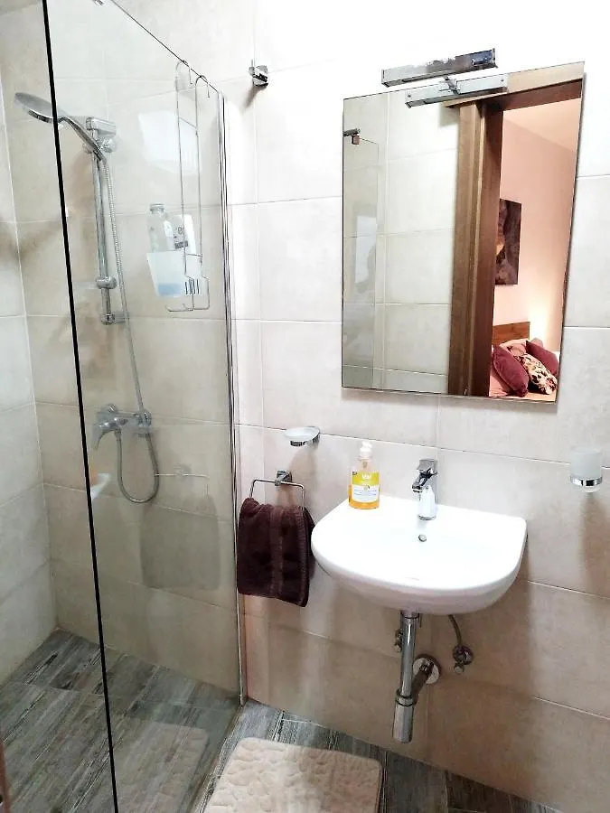 Large And Modern Apartment In The Centre Of Malta Mosta