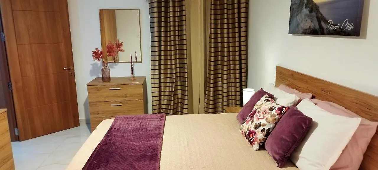 Large And Modern Apartment In The Centre Of Malta Mosta